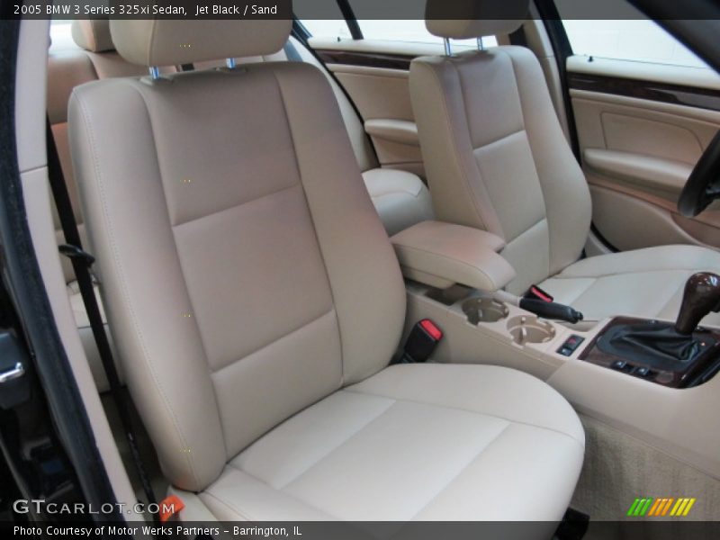 Jet Black / Sand 2005 BMW 3 Series 325xi Sedan