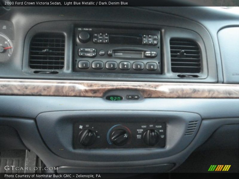 Light Blue Metallic / Dark Denim Blue 2000 Ford Crown Victoria Sedan