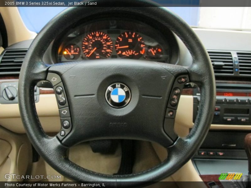 Jet Black / Sand 2005 BMW 3 Series 325xi Sedan