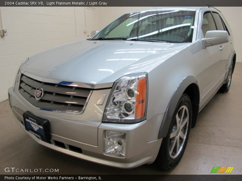 Light Platinum Metallic / Light Gray 2004 Cadillac SRX V8