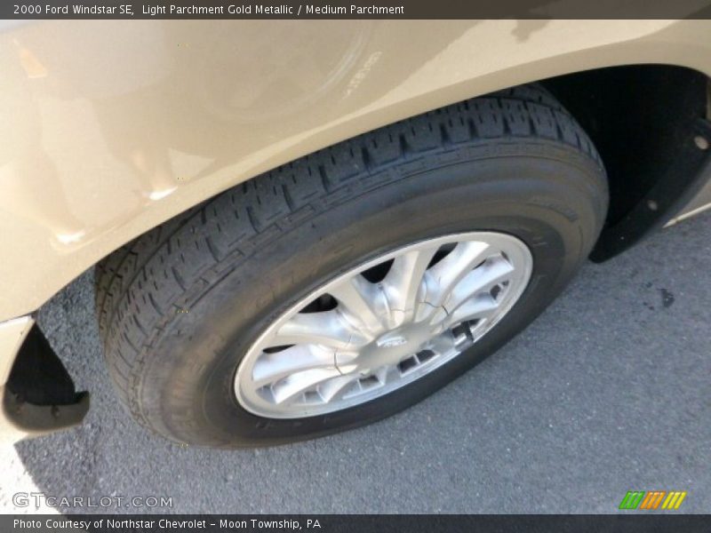 Light Parchment Gold Metallic / Medium Parchment 2000 Ford Windstar SE