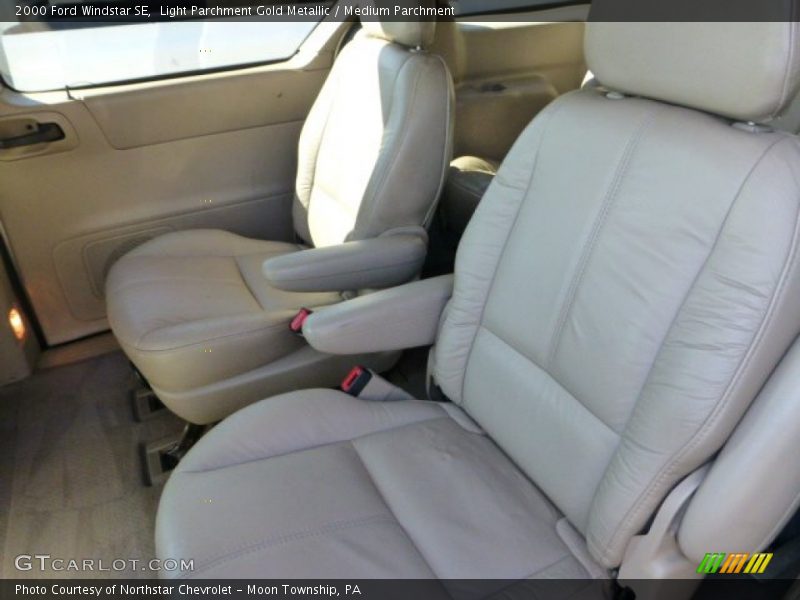 Light Parchment Gold Metallic / Medium Parchment 2000 Ford Windstar SE