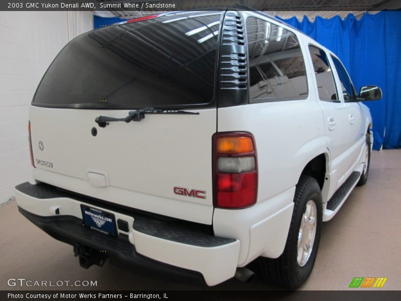 Summit White / Sandstone 2003 GMC Yukon Denali AWD