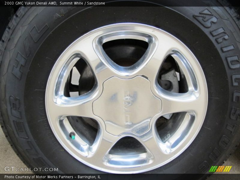 Summit White / Sandstone 2003 GMC Yukon Denali AWD