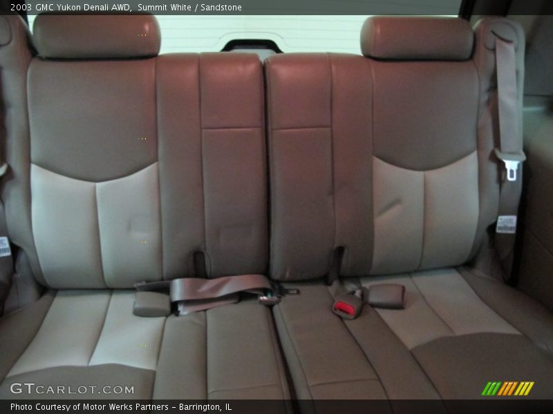 Summit White / Sandstone 2003 GMC Yukon Denali AWD