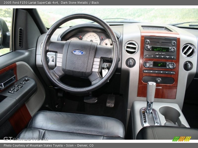 Dark Stone Metallic / Black 2005 Ford F150 Lariat SuperCab 4x4