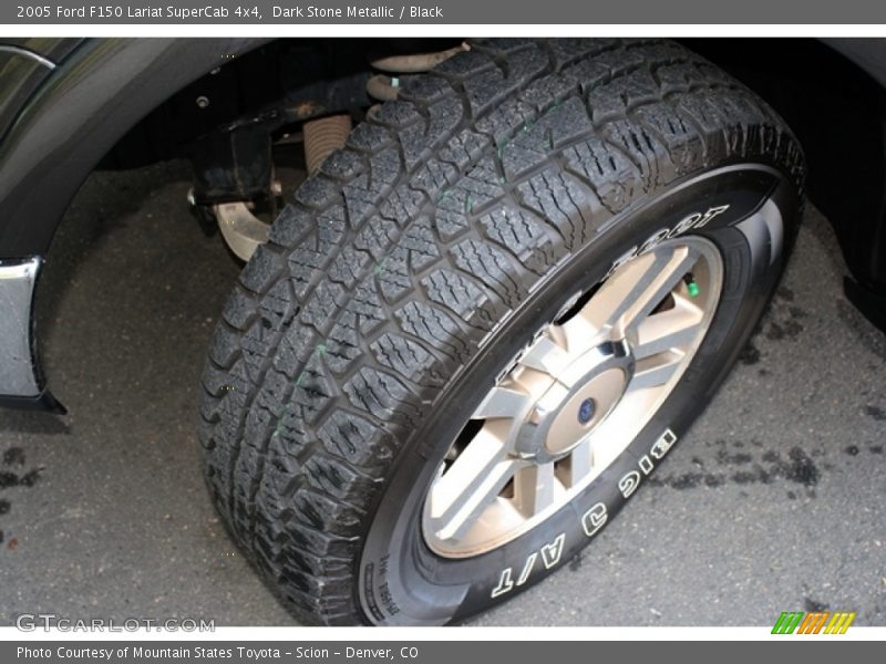 Dark Stone Metallic / Black 2005 Ford F150 Lariat SuperCab 4x4