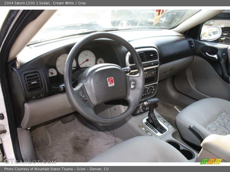 Cream White / Gray 2004 Saturn L300 1 Sedan