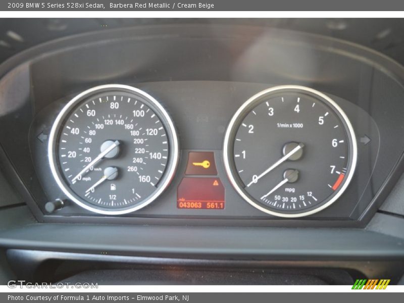 Barbera Red Metallic / Cream Beige 2009 BMW 5 Series 528xi Sedan