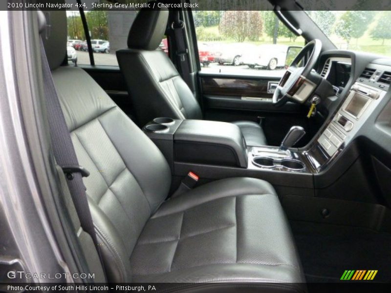 Sterling Grey Metallic / Charcoal Black 2010 Lincoln Navigator 4x4