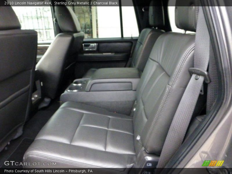 Sterling Grey Metallic / Charcoal Black 2010 Lincoln Navigator 4x4