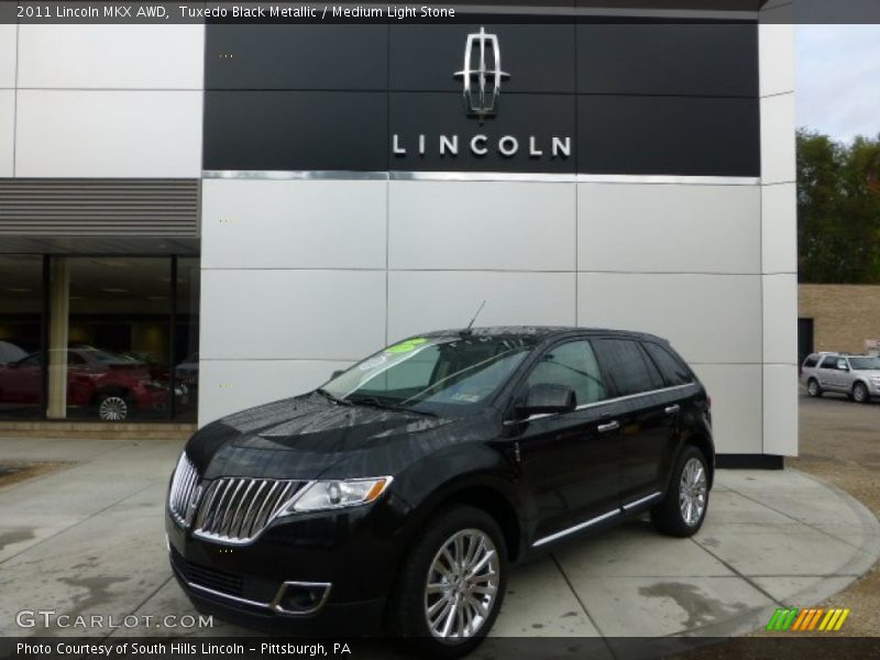 Tuxedo Black Metallic / Medium Light Stone 2011 Lincoln MKX AWD