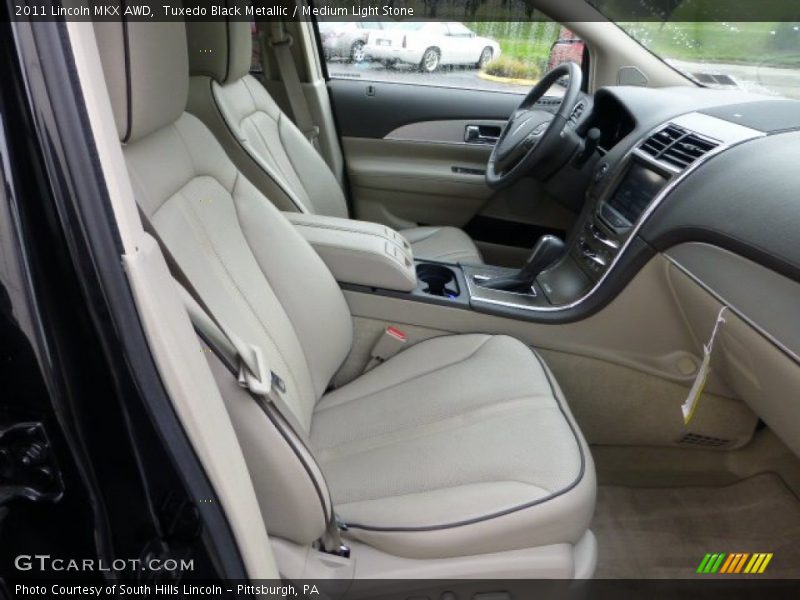 Tuxedo Black Metallic / Medium Light Stone 2011 Lincoln MKX AWD