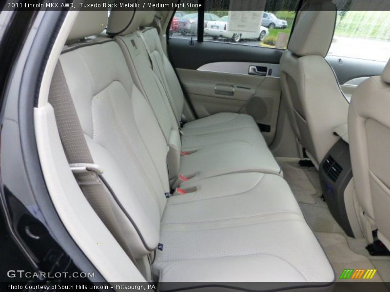 Tuxedo Black Metallic / Medium Light Stone 2011 Lincoln MKX AWD