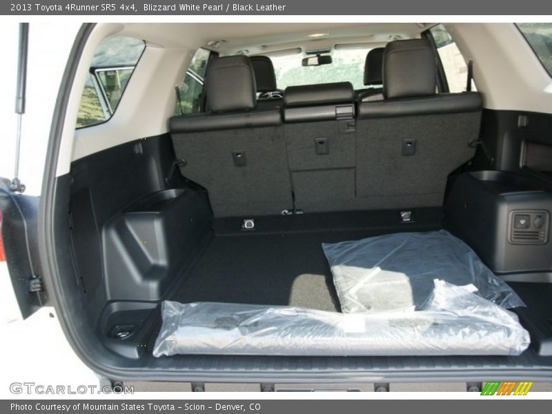 Blizzard White Pearl / Black Leather 2013 Toyota 4Runner SR5 4x4