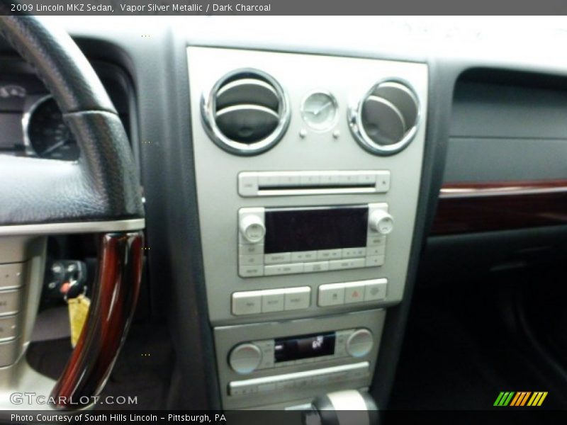 Vapor Silver Metallic / Dark Charcoal 2009 Lincoln MKZ Sedan