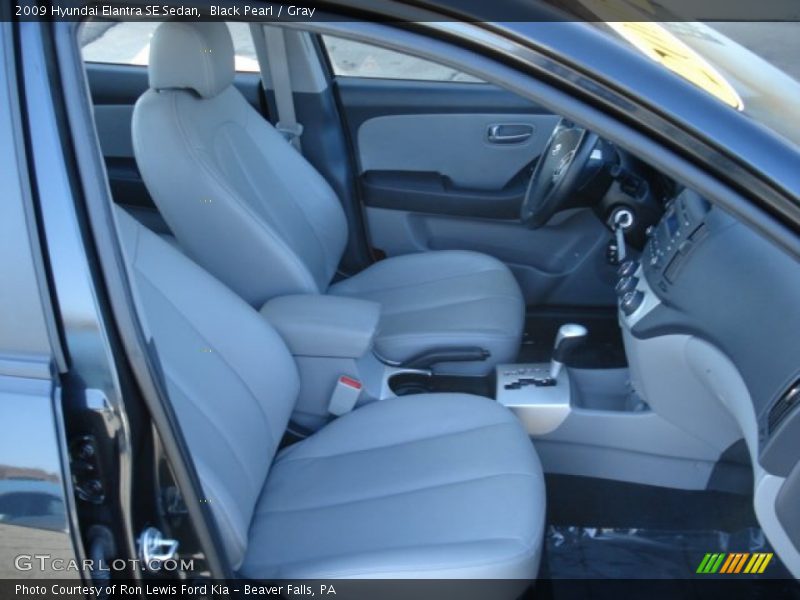 Black Pearl / Gray 2009 Hyundai Elantra SE Sedan