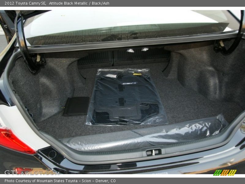 Attitude Black Metallic / Black/Ash 2012 Toyota Camry SE