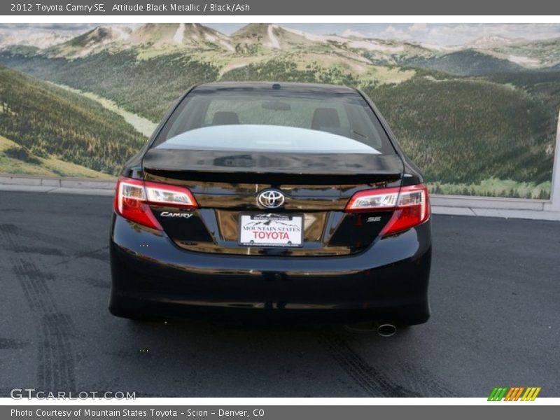Attitude Black Metallic / Black/Ash 2012 Toyota Camry SE