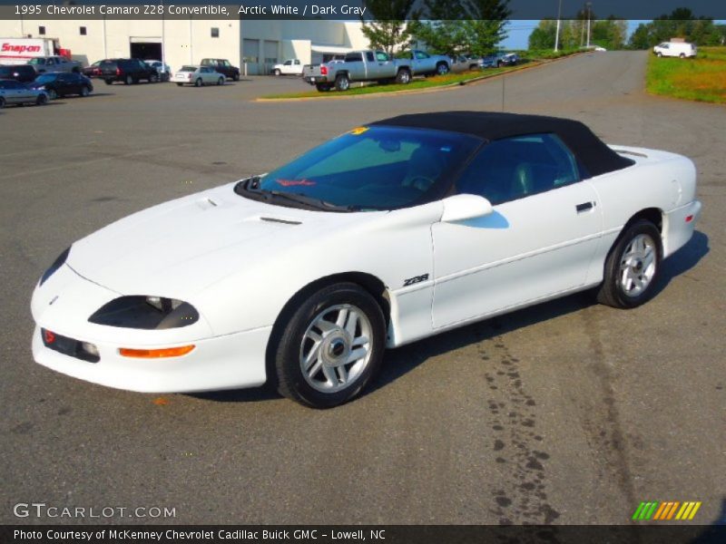 Front 3/4 View of 1995 Camaro Z28 Convertible