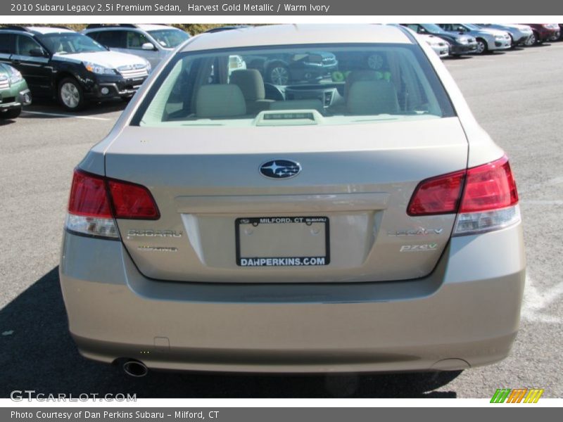 Harvest Gold Metallic / Warm Ivory 2010 Subaru Legacy 2.5i Premium Sedan