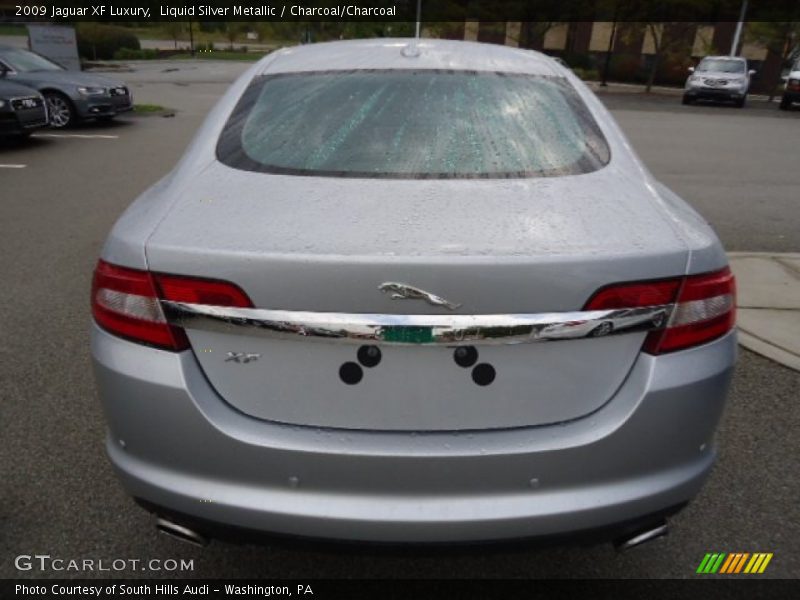 Liquid Silver Metallic / Charcoal/Charcoal 2009 Jaguar XF Luxury