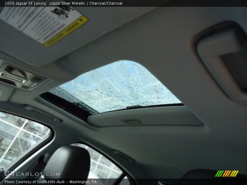 Liquid Silver Metallic / Charcoal/Charcoal 2009 Jaguar XF Luxury