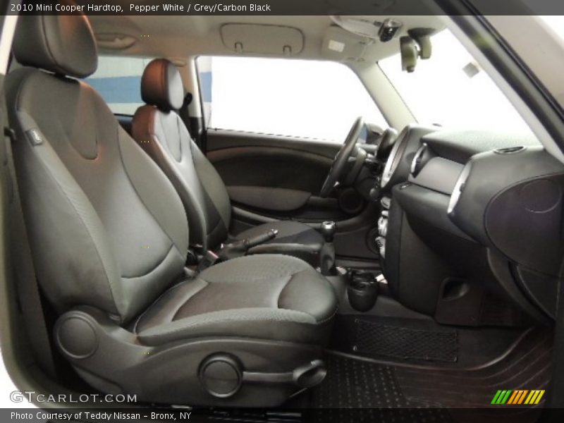 Pepper White / Grey/Carbon Black 2010 Mini Cooper Hardtop