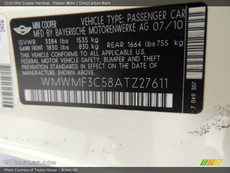 Pepper White / Grey/Carbon Black 2010 Mini Cooper Hardtop