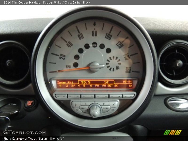 Pepper White / Grey/Carbon Black 2010 Mini Cooper Hardtop