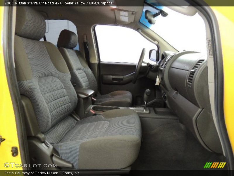 Solar Yellow / Blue/Graphite 2005 Nissan Xterra Off Road 4x4
