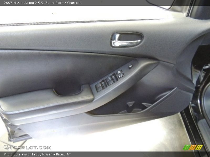 Super Black / Charcoal 2007 Nissan Altima 2.5 S