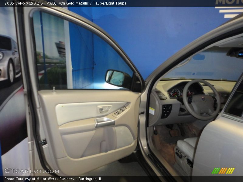 Ash Gold Metallic / Taupe/Light Taupe 2005 Volvo XC90 2.5T AWD