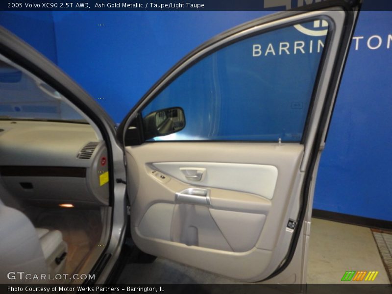 Ash Gold Metallic / Taupe/Light Taupe 2005 Volvo XC90 2.5T AWD