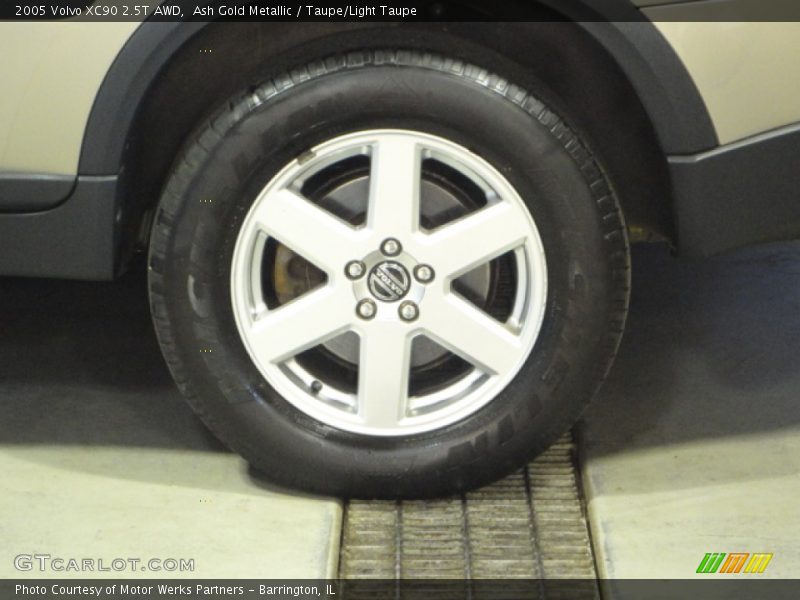 Ash Gold Metallic / Taupe/Light Taupe 2005 Volvo XC90 2.5T AWD