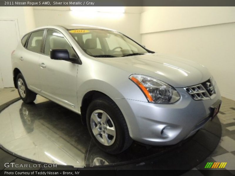 Silver Ice Metallic / Gray 2011 Nissan Rogue S AWD
