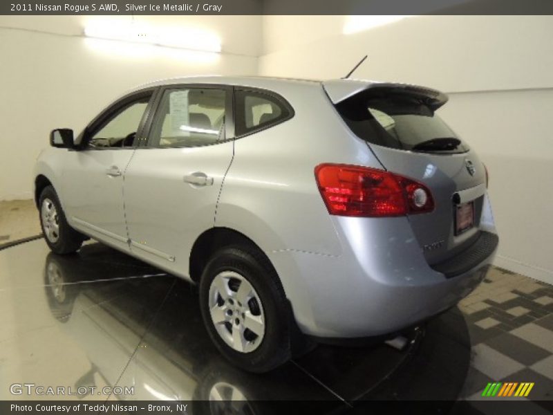 Silver Ice Metallic / Gray 2011 Nissan Rogue S AWD