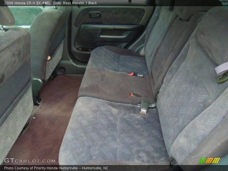 Rear Seat of 2006 CR-V EX 4WD