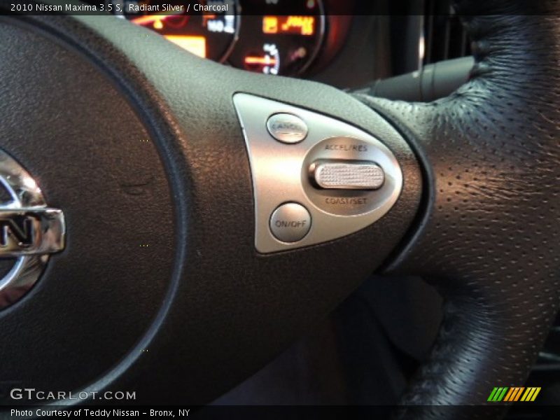 Radiant Silver / Charcoal 2010 Nissan Maxima 3.5 S