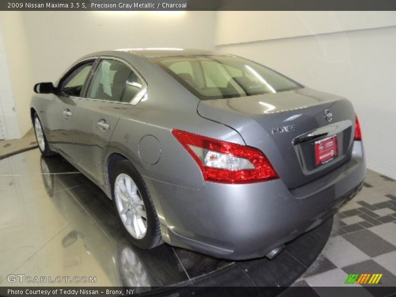 Precision Gray Metallic / Charcoal 2009 Nissan Maxima 3.5 S