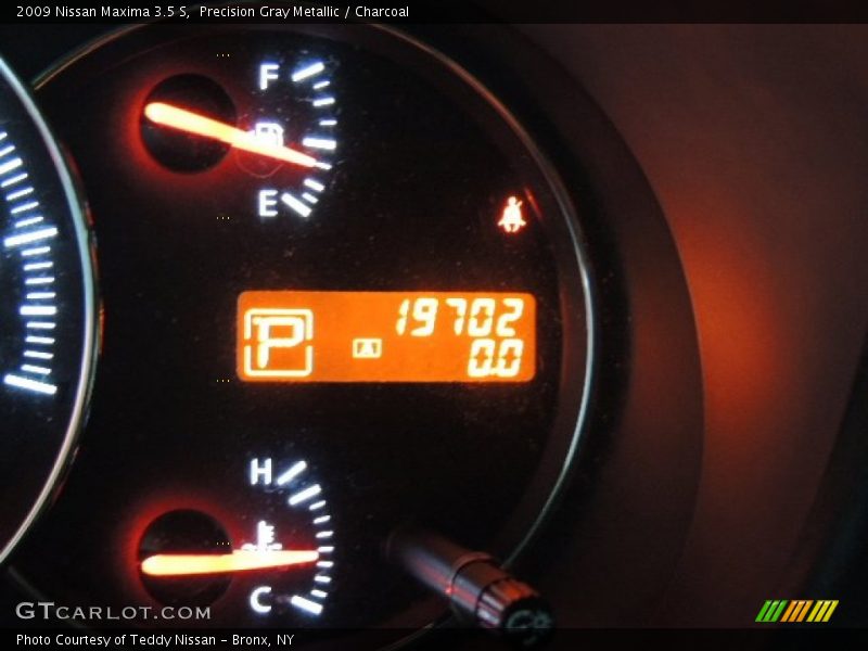 Precision Gray Metallic / Charcoal 2009 Nissan Maxima 3.5 S