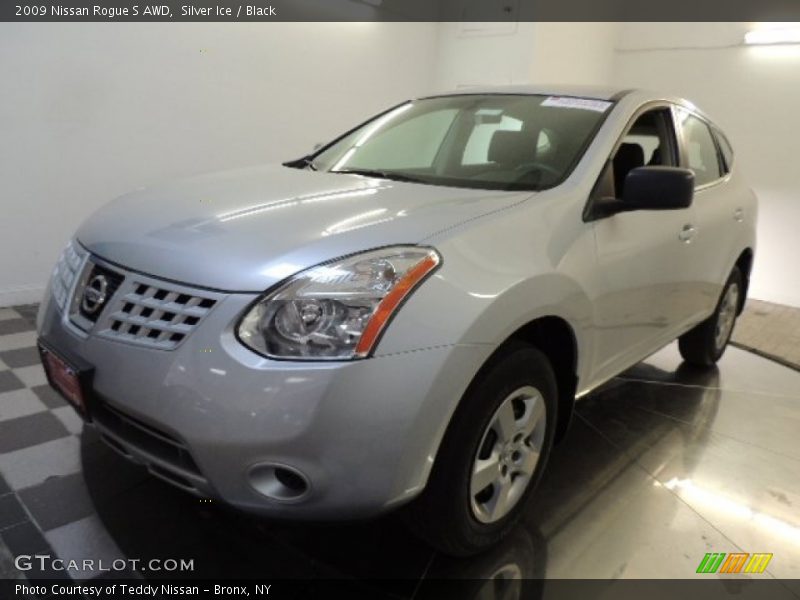 Silver Ice / Black 2009 Nissan Rogue S AWD
