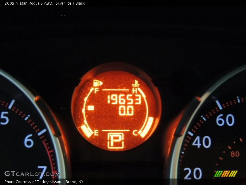 Silver Ice / Black 2009 Nissan Rogue S AWD