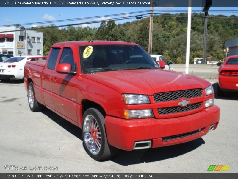 Victory Red / Dark Charcoal 2003 Chevrolet Silverado 1500 SS Extended Cab AWD