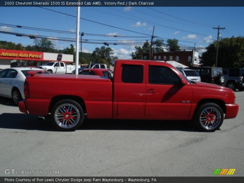 Victory Red / Dark Charcoal 2003 Chevrolet Silverado 1500 SS Extended Cab AWD