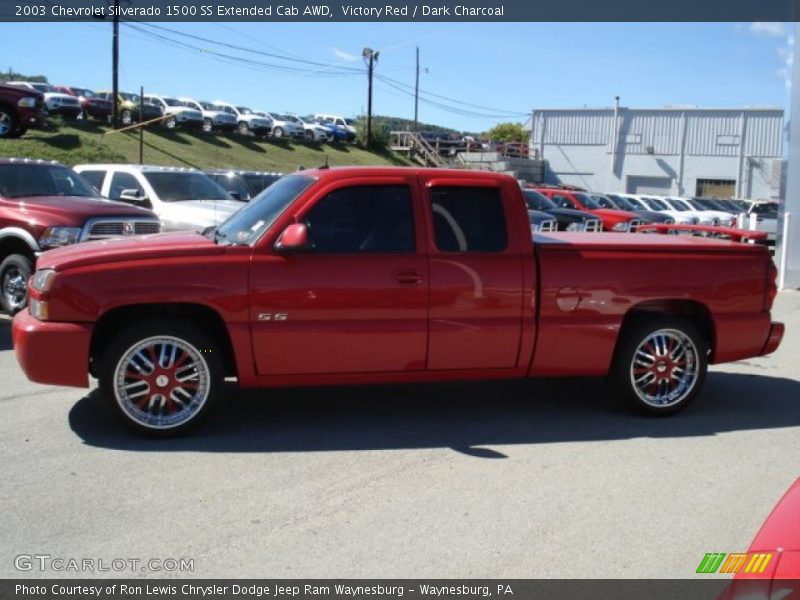 Victory Red / Dark Charcoal 2003 Chevrolet Silverado 1500 SS Extended Cab AWD