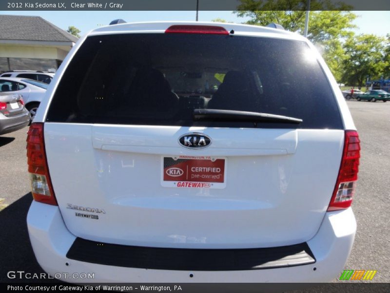 Clear White / Gray 2012 Kia Sedona LX