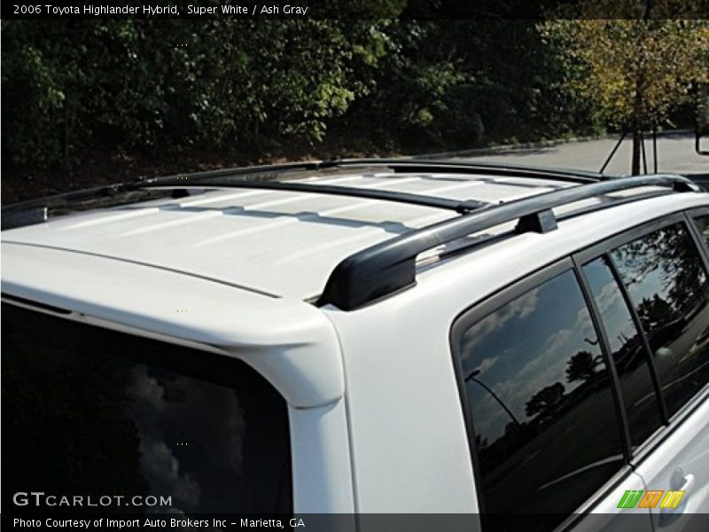 Super White / Ash Gray 2006 Toyota Highlander Hybrid