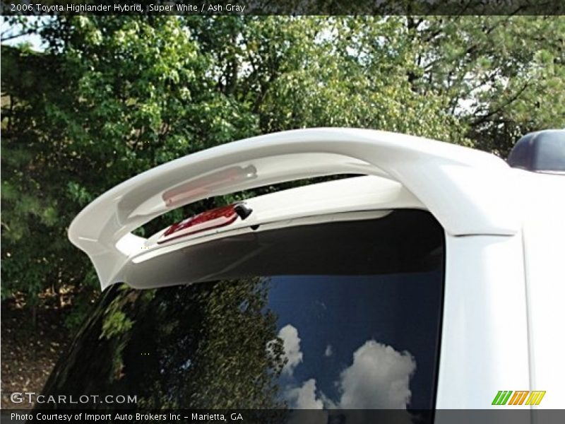 Super White / Ash Gray 2006 Toyota Highlander Hybrid