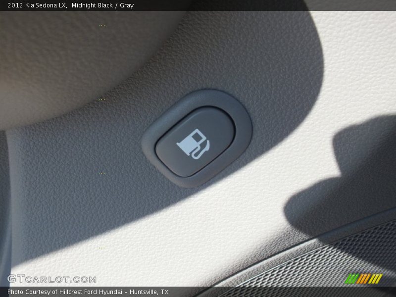 Midnight Black / Gray 2012 Kia Sedona LX